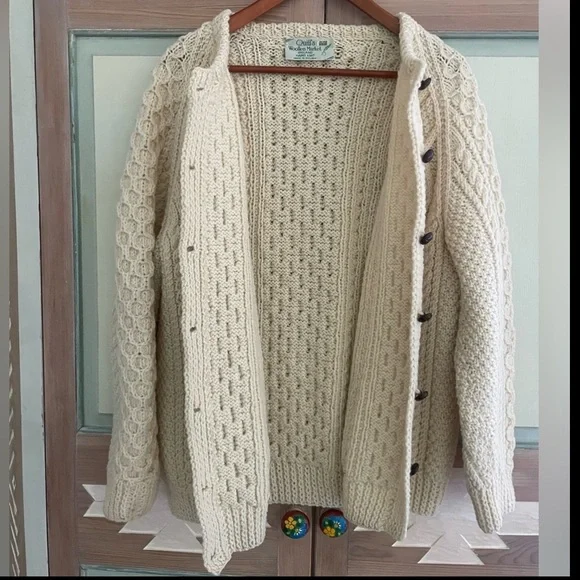 Quill’s Woolen Market | Irish Fisherman Cardigan. Handknit. Fits Large/ XL - Picture 5 of 9